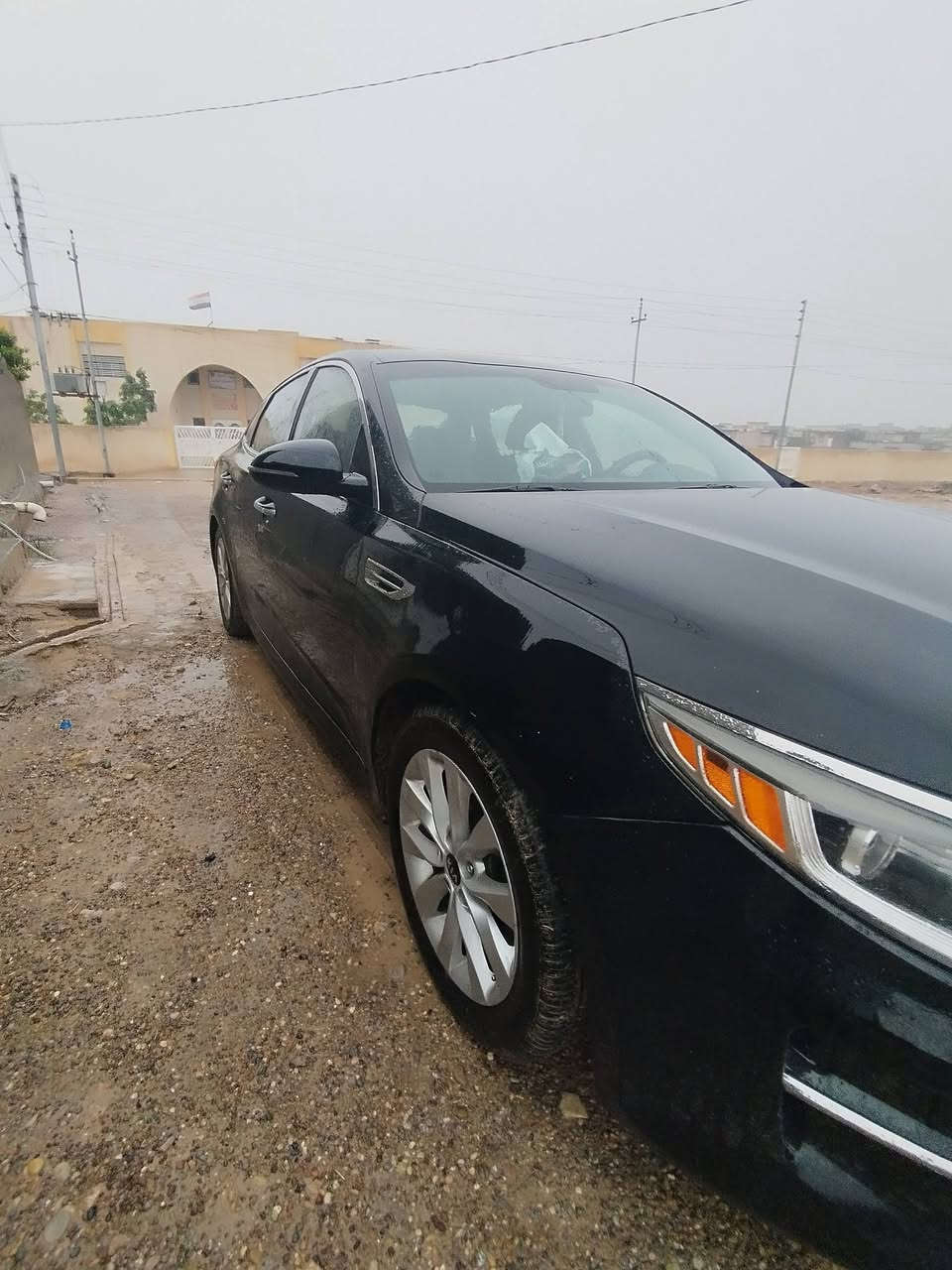 السلام عليكم...
للبيع فقط
كيا اوبتيما موديل 2016
وارد امريكي بيها تبديل جاملغ امامي تبديل فقط باقي كله بلاد 
مواصفات السياره 
تحكم ستيرن 
لد ب المري 
شاشه بلوتوث 
تخم تاير جديد
سايد بريك بل قدم
لون اسود 
كير اوتوماتيك 
مثبت سرعه 
محرك  GDI /2400
كير محرك كفاله 
ماشيه 139الف حقيقي
كيج تايرات 
تدفئه/ تبريد ثلج 
هزه جديد
سنويه لل 2028
بسمي رقم اربيل تحويل ثاني يوم 
السياره بالواقع احلى من الصور
السعر المطلوب 135ورقه وبيهه مجال 
العنوان /ديالى جلولاء 
الرقم/***********
