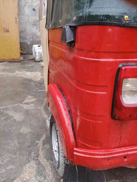 سلام عليكم تكتك موديل 18شهر 11سنويه لوحات نكليزي تحويل مباشر معمرة خياسات مصبوغه عام جماليه تكتك جاهزة برغي ما عايزه كبل لشارع محرك 20كله جديد سعر 4800 وبيهة مجال مكاني كربلاء المقدسة رقم*********** شراي يخابر بي خير ويدللل
