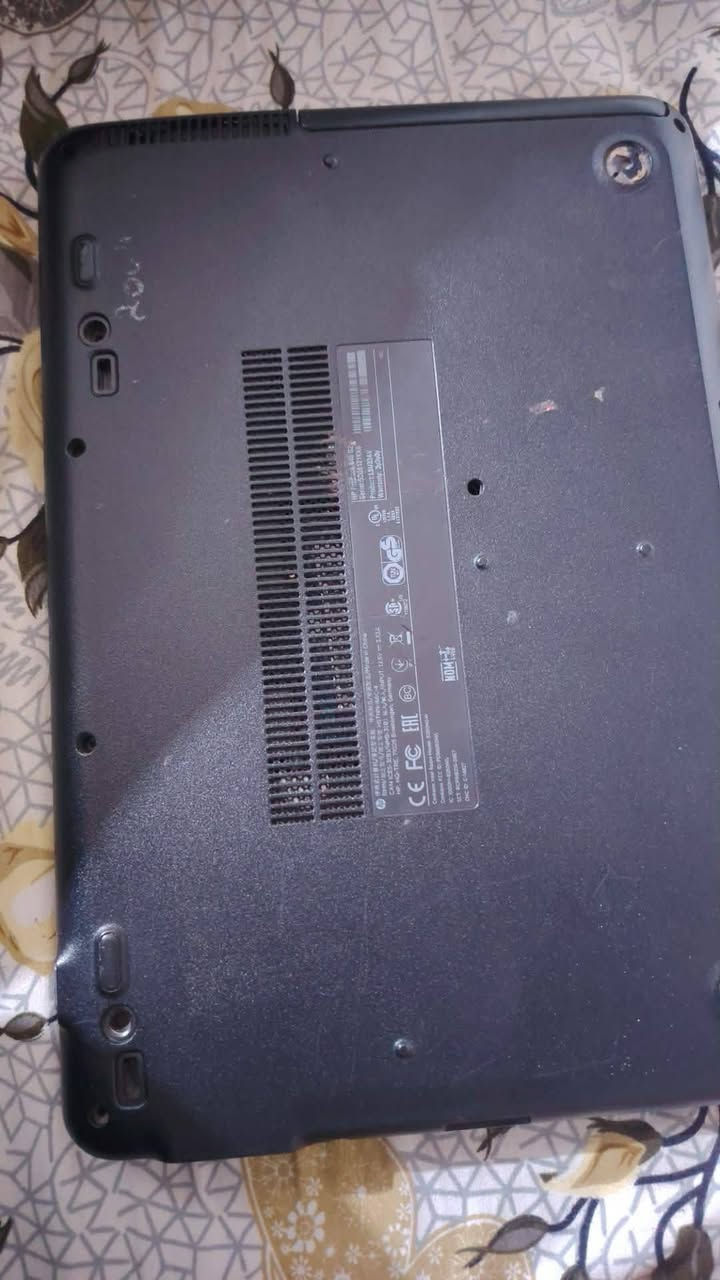 لابتوب hp للبيع
الموصفات حسب ما موضح بالصوره 
الهارد 256ssd
بيها كسر بطارفها خفيف ما مأثر 
السعر 185الف 
للتواصل الاتصال 
***********
***********
