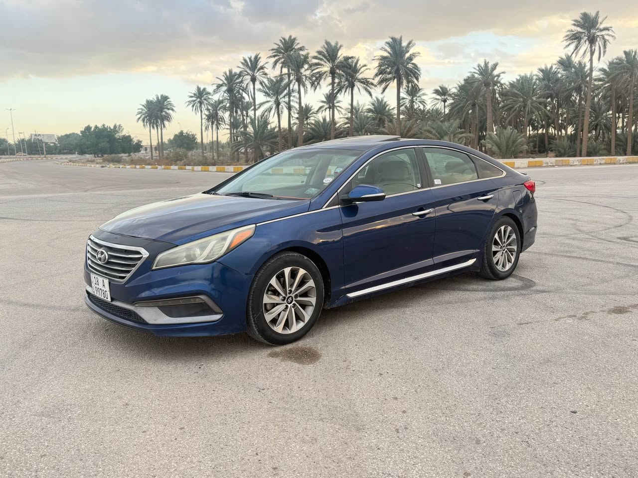 السلام عليكم ورحمه الله وبركاته

للبيع هونداي سوناتا موديل 2017 رقم بابل تحويل مباشر 

فول مواصفات واحد على واحد 

ماشيه 100 الف 

محرك 2400 gdi

السياره نظيفه جدا وجاهزه بدون نواقص 

حادث السياره جاملغ وبنيد مبدلات اصليات نفس اللون بدون اي ضرر داخلي 

السعر 127 وبيه مجال للشراي 

السياره حلوه ومال جناي 

للاستفسار 

***********

*********** 

العنوان بابل الحله المصيب, بابل
