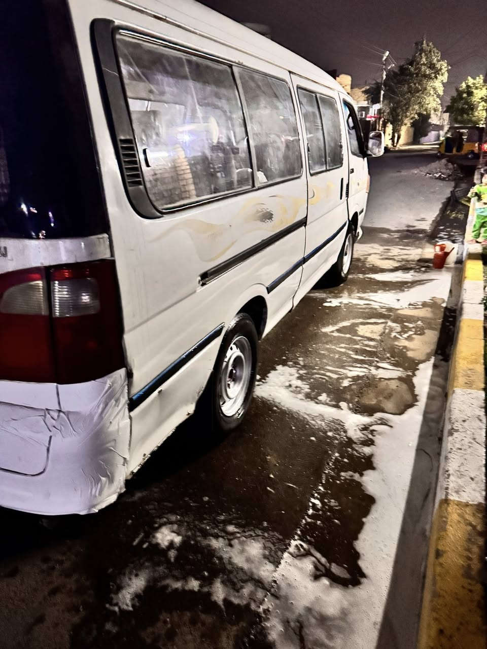 سلام عليكم سياره فتون البيع موديل 2011 السعر 65وبيه مجال الستفسار عله هاذا الرقم(***********) بكاني بغداد الحسينيه الراشديه
