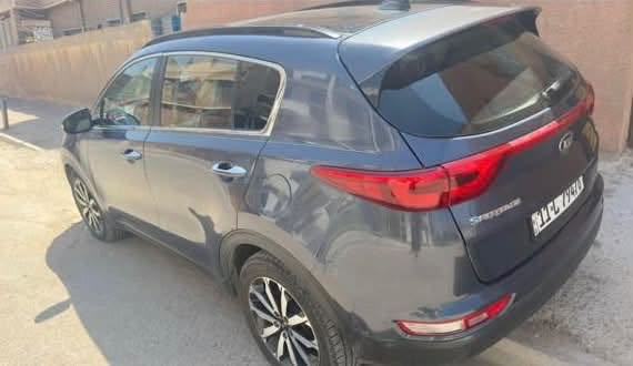 السلام عليكم 
كيا سبورتج 2019  رقم بغداد وارد أمريكي حادث السيارة فقط جاملغ وبنيد بدون شاصي بدون لغد  بدون تكم السيارة كلش نظيفة  وعلى إيدي 
السعر ب 144 وبيهه مجال 
العنوان بغداد الشعب 
للاتصال ***********
