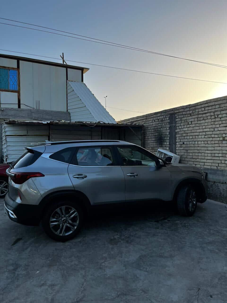 للبيع كيا سلتوس 2021 وارد امريكي ✅

سعرها ادخل ع رابط https://t.me/carssofiraq/15280

السيارة فئة ال s
3 قطع 
ماشيه ٤٠ ميل
محرك الفين دوش 
لد امامي وتدفئة كشنات وحساسات وتبريد يخبل وكل شي شغال
رقم سليمانية والسيارة حاليا بالحلة
تلفون 
***********
.
.
🚗اعرض سيارتك ع اقوى قناة تلكرام للبيع و شراء سيارات ادخل ع رابط 
👇👇
https://t.me/carssofiraq
