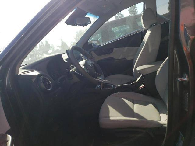 سلام عليكم كونا للبيع موديل  ٢٠٢٢ حادث مرفق هاي صور حادث ناشرهن بجم كبس مابيها صبغ ماشيه ٥٠ كيلو كير محرك مكولات محركه ٢٠٠ دوش ***********تفاصيل بدون ارباك سياره فول ماعده فتحه
