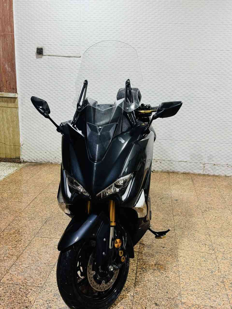 سلام عليكم   YAMAHA 🇯🇵 DX 2019 TAMXدراجه  معروفه مواصفات DX مثبت سرعه    نضام S+T نضام ABS تدفئه يدات +كشنات الجامه تصعد وتنزل بيها يدات رياضي وطلاعات وسايد بريك رياضي وستان وعضمات رياضي بيها قطع كربون اصلي /مكاني بغداد ولسعر خاص***********
