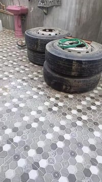 تايرات ٢٢ ونص • زوجين الماني • رمادي