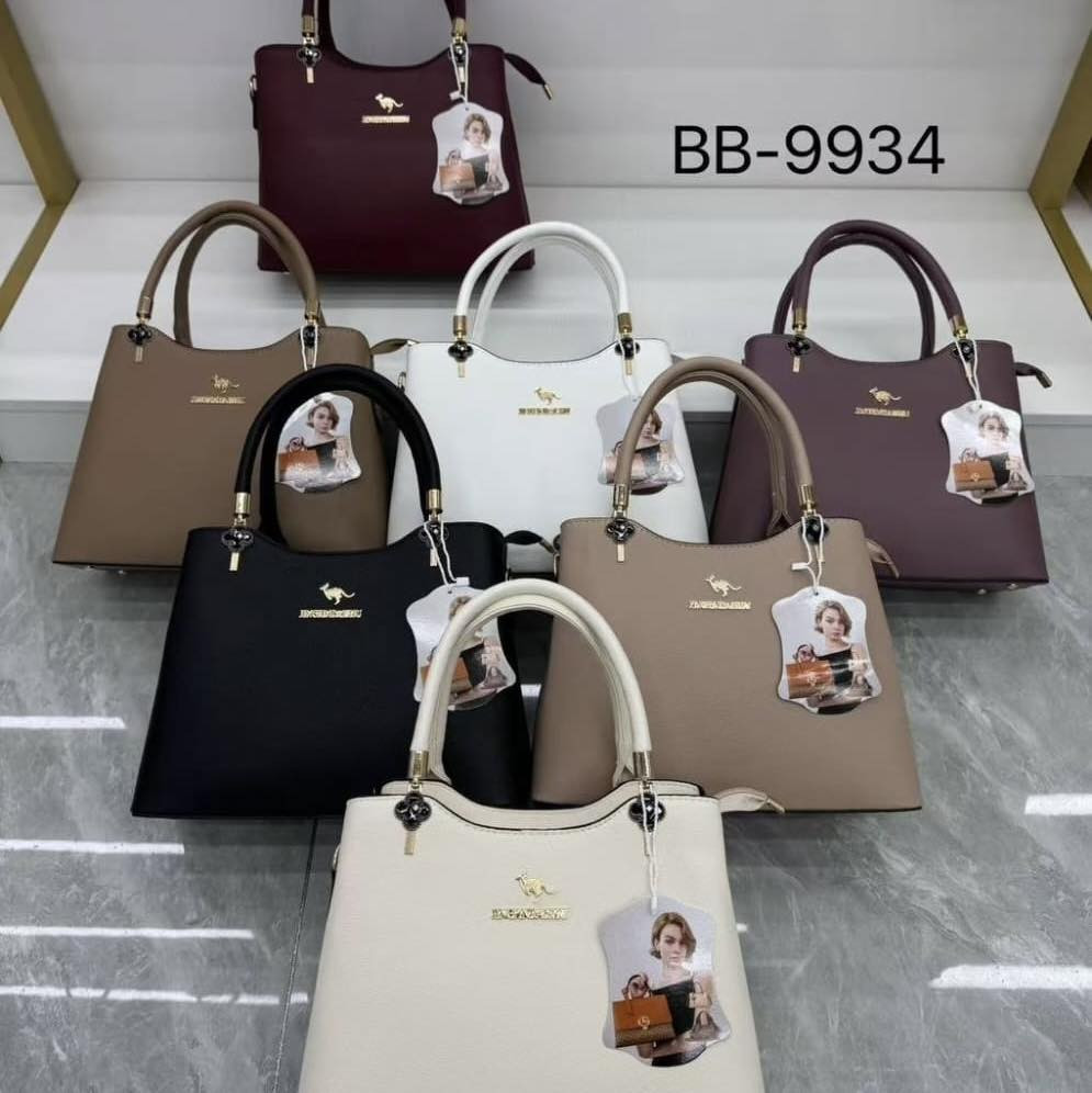 جنطه 🌸كبيره 🌸صغيره🌸جلد 🌸
الاناقه تبدّا من خطوتك 💓كوالتي عالي
✅مديلات عصريه تناسب كل إطلاله
✅راحه ➕اناقه 🟰كمال إطلاله 
✅متوفر كل الاوان كوالتي عالي 
للحجزوالطلب راسلونا على الأرقام التأليه
***********؟***********
لديناتوصيل إلى كافة المحافظات. العراقيه #العراقيه_نيوز

