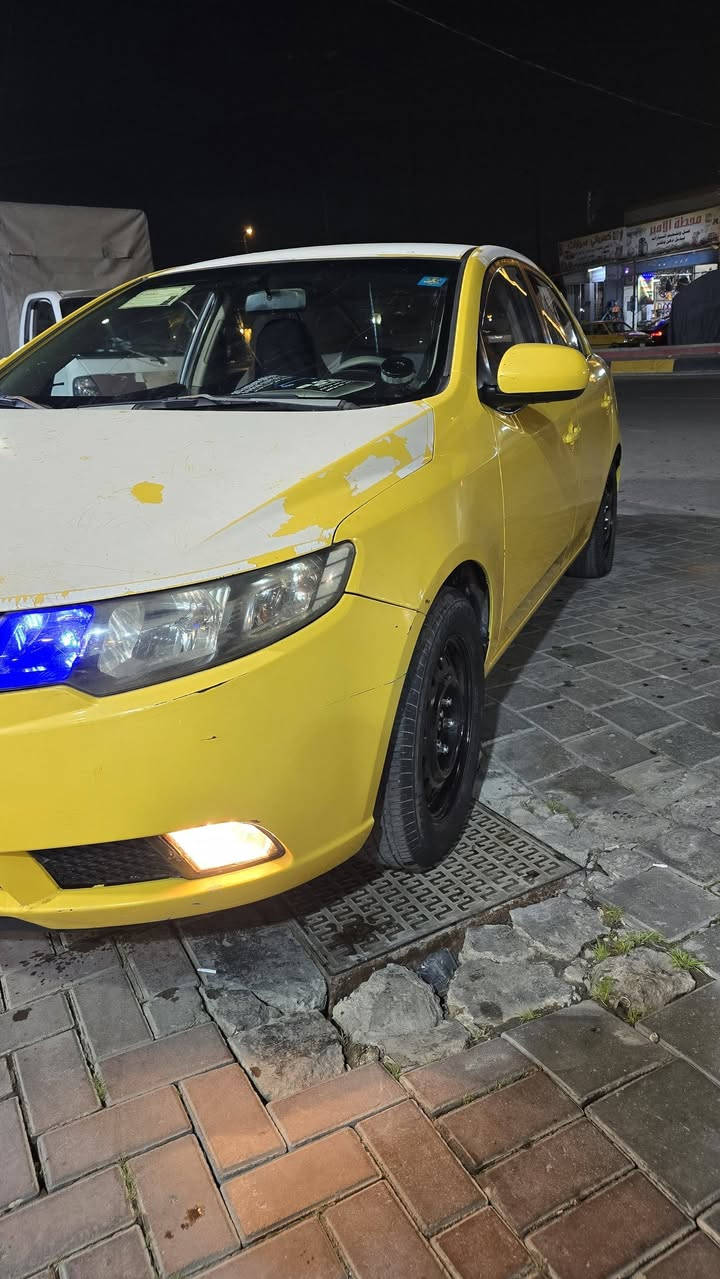 سلام عليكم سيراتو 2009 كير عادي
محرك 1600
صور سونار داخل منشور 
سعر 68
***********
بغداد شعب
