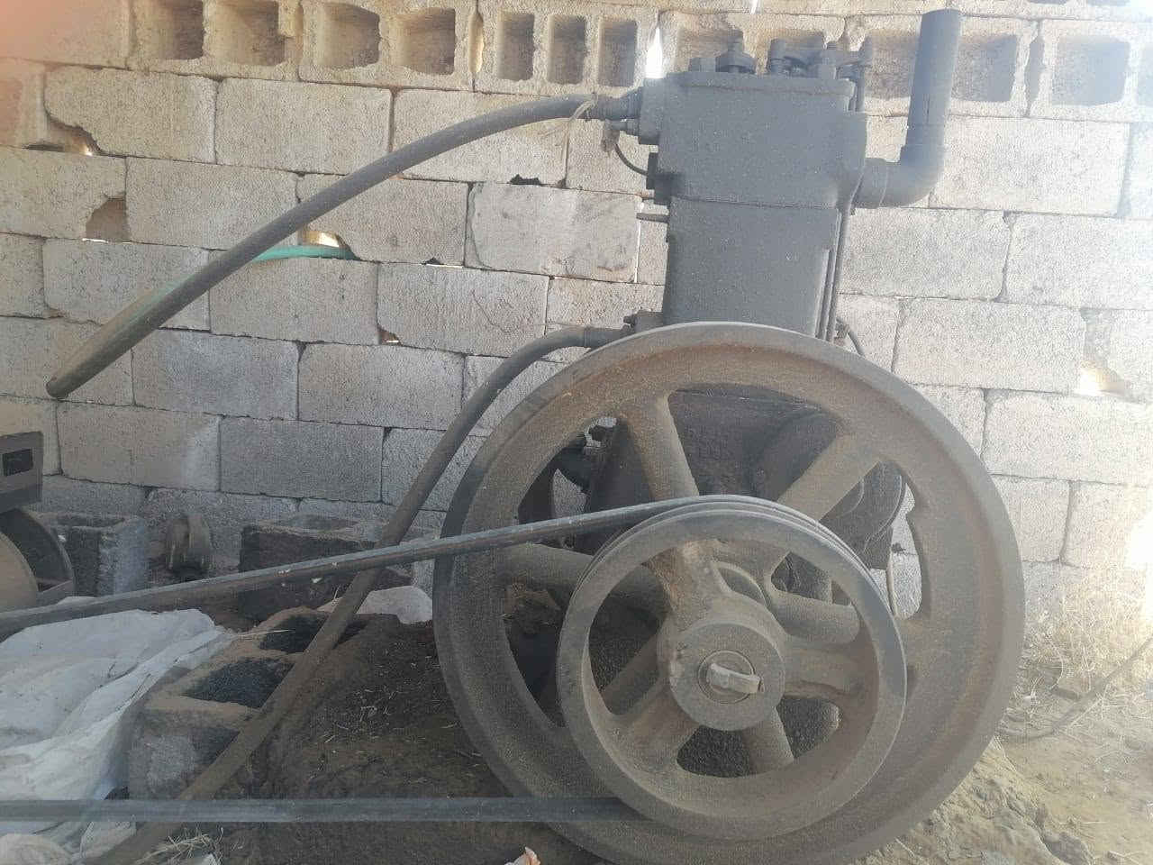 المكان صلاح الدين
مولد لستر متروك للبيع التوليد سبعة كيفي مع ماطور ماء مال تبريد ***********
