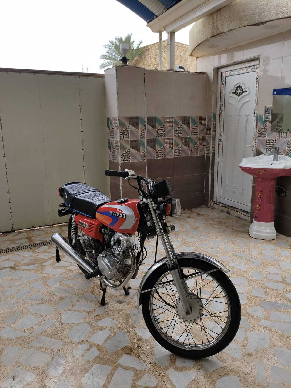 ايراني اوراق للبيع موديل 2022 وكيل سيد خلدون مكينه مكفوله دراجه بلاد من الطول للطول ماملعوب بيها السعر خاص او اتصال ***********
