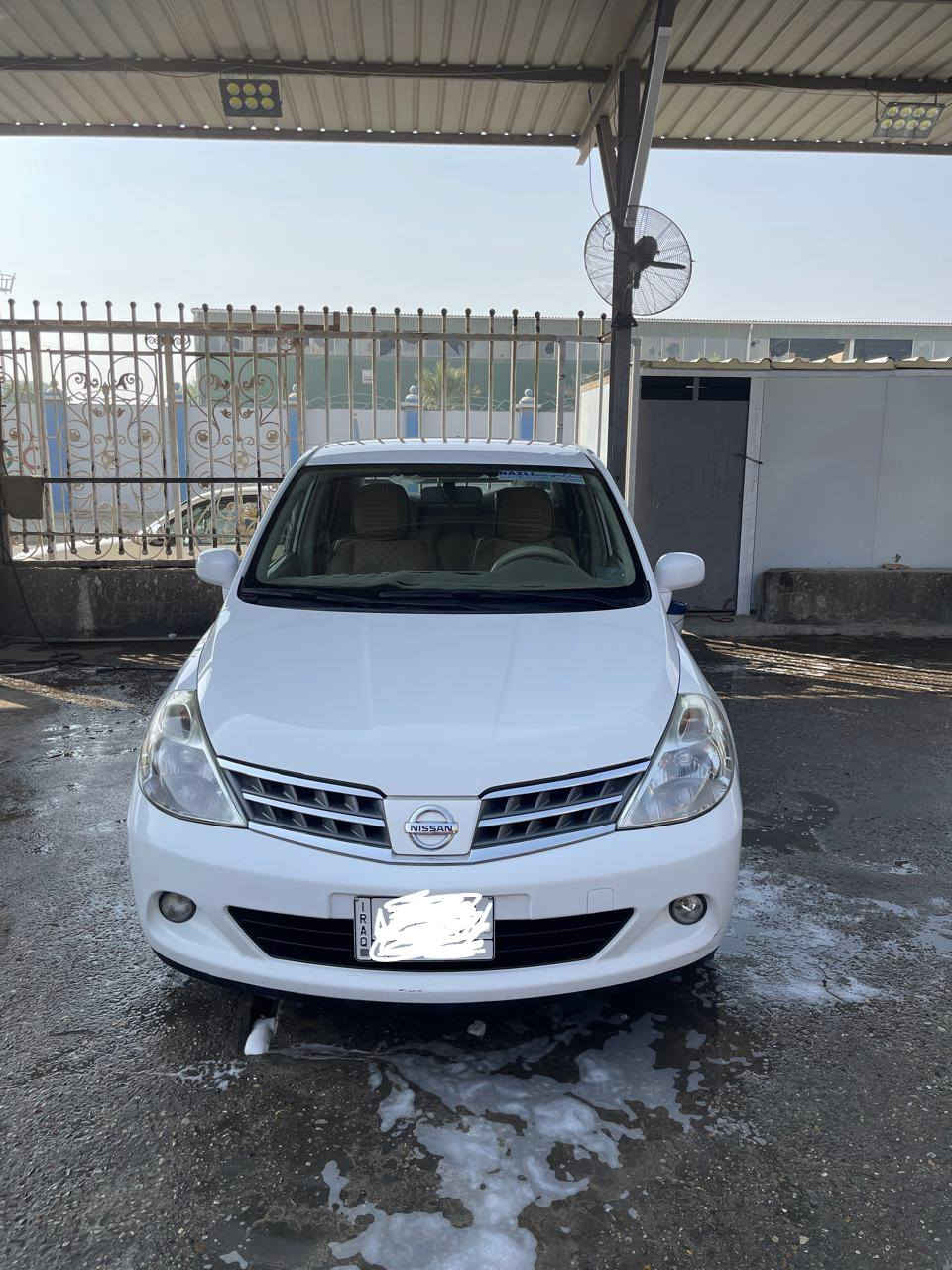 السلام عليكم/ نيسان تيدا 2009 للبيع سيارة خير من الله نضيفة بيهه فقط ضربة باب السايق مو قويه ورجعناهه كما كان وجاهزة من كلشي كامرة وحساسات وشاشة تبريد يخبل وكذالك التدفئة وبأسمي الحمد لله سيارة حلوة وقتصادية وما متعوبة من خذيته قبل سنتين من شخص كلش مداريهه وحتى من خذيتهه اني داريته بلزايد وعلى ايدي رقمهه بصرة خصوصي ولشراي تتحول بأسمة لان انه ما اريد اتعب احد ولا الشخص اليشتري يتعبني شغلتي اخلصهه بشي حلو ويرضي الله السيارة عارضهه 95 ورقة وبيهه مجال مكاني محافضة ميسان رقم الموبايل ***********
