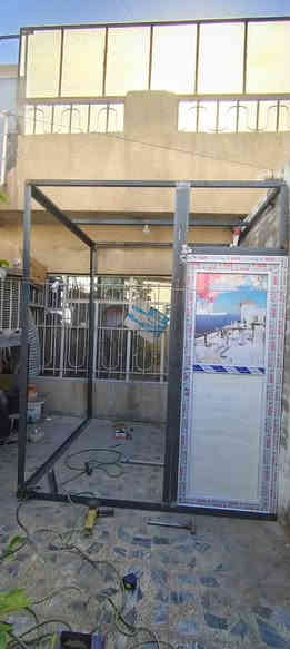 تأسيس كهرباء وعمل كرفان لغرفه حيوانات ٢في ٣
***********
***********
