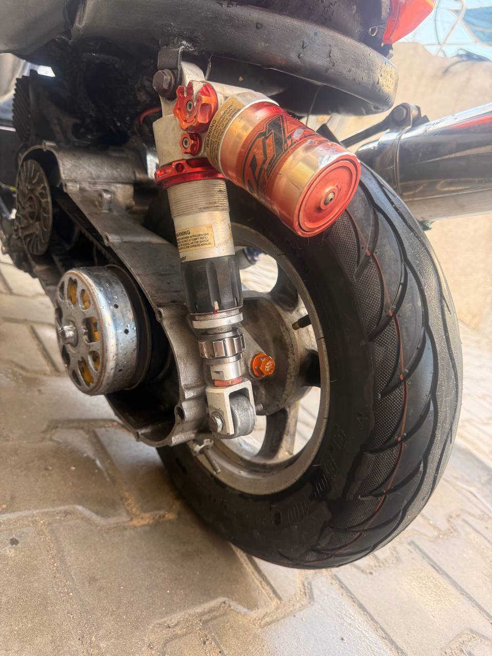 سلام عليكم
ماكس عدلة ياباني ٤ ولفات كور رياضي MTRT بوشة لو ٦٦ لو ٦٣ قوية كلش 

كلجات رياضي اصليات 

دبل خلفي كرزي 

دبل امامي كرزي RPM 

مازدة عمية 

يدات بريك كوسو 

قطرة اكسل مشمشي 

قطرة دهن 

ويالة نجمة اصليات 

كشن رياضي 

سبايدر رياضي 

بكلايت ٤ ولفات اصلي 

صلنصة بوري عدل اصلية 

كابريتر قفاز 

شيال هايبر اصلي

نقص بريك امامي فقط 

مكاني بغداد الكاضمية 

السعر 925 وبيهة مجال بسيط كلش 

شراي يتصل ***********
