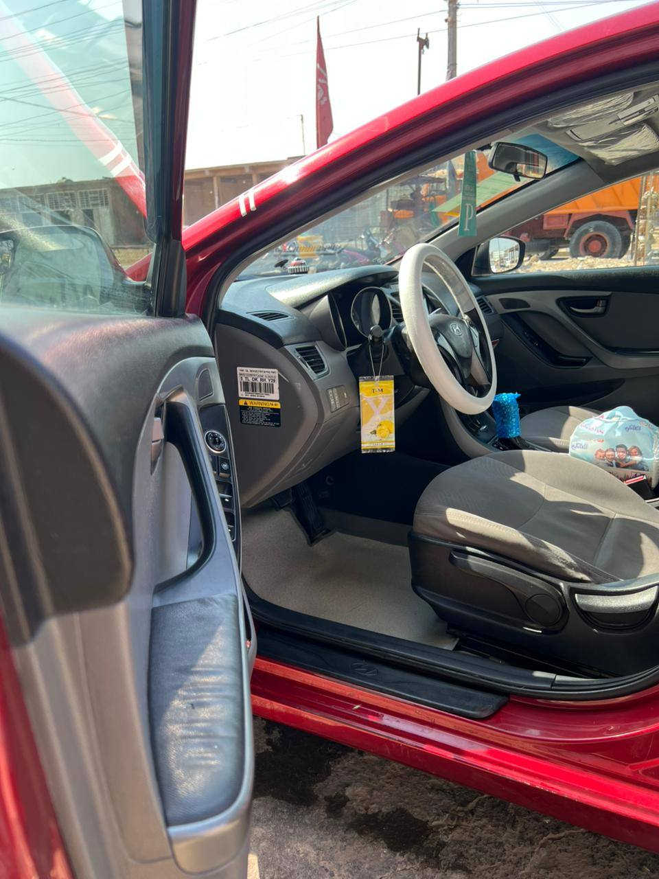 السلام عليكم للبيع النترا موديل 2015 حادث الجاملغ الأيمن من أمريكا سياره بيه مكانات رش أبيع حزام من عده القماره وجنطه خير من الله السياره مكينه 2000الدوش المرغوب رقم تلفون ***********السعر107
