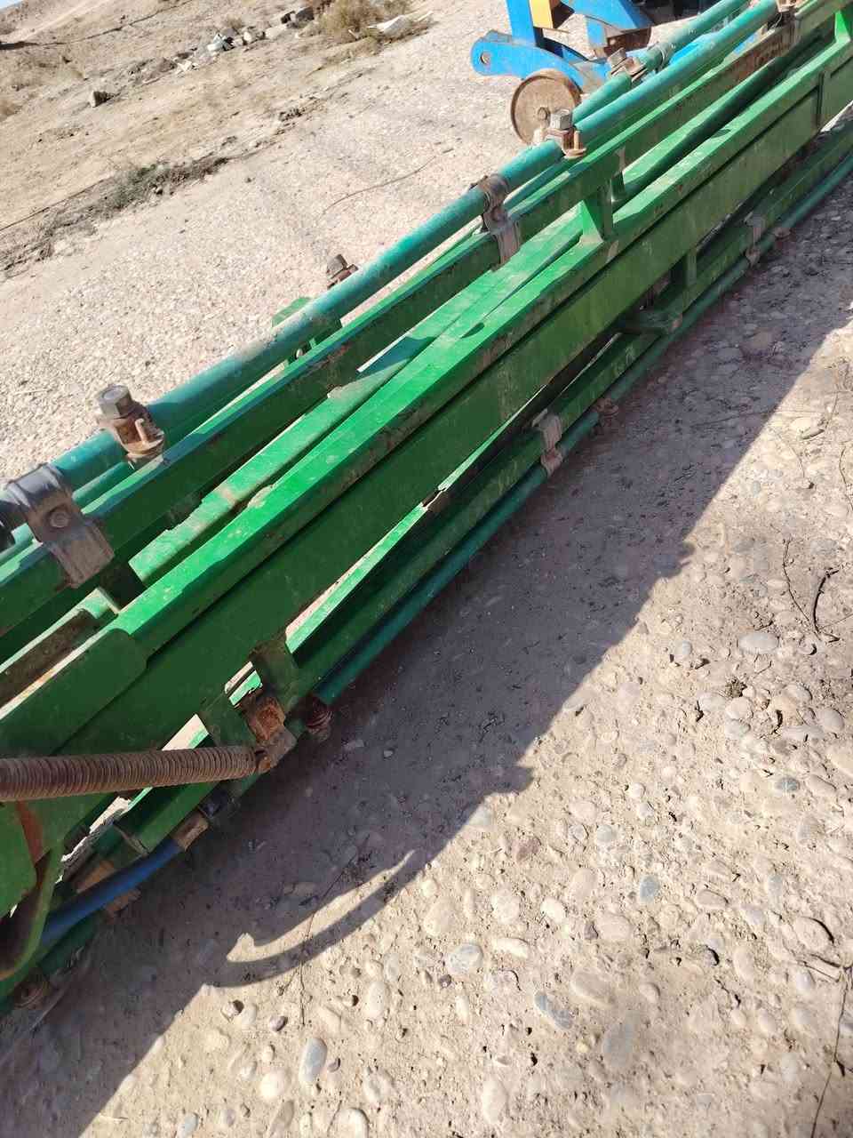 السلام
السلام عليكم اخوان مرشه للبيع جديده اقل الموسم مشتغله باب اول جناح ثقيل الشراي يتصل على ***********
