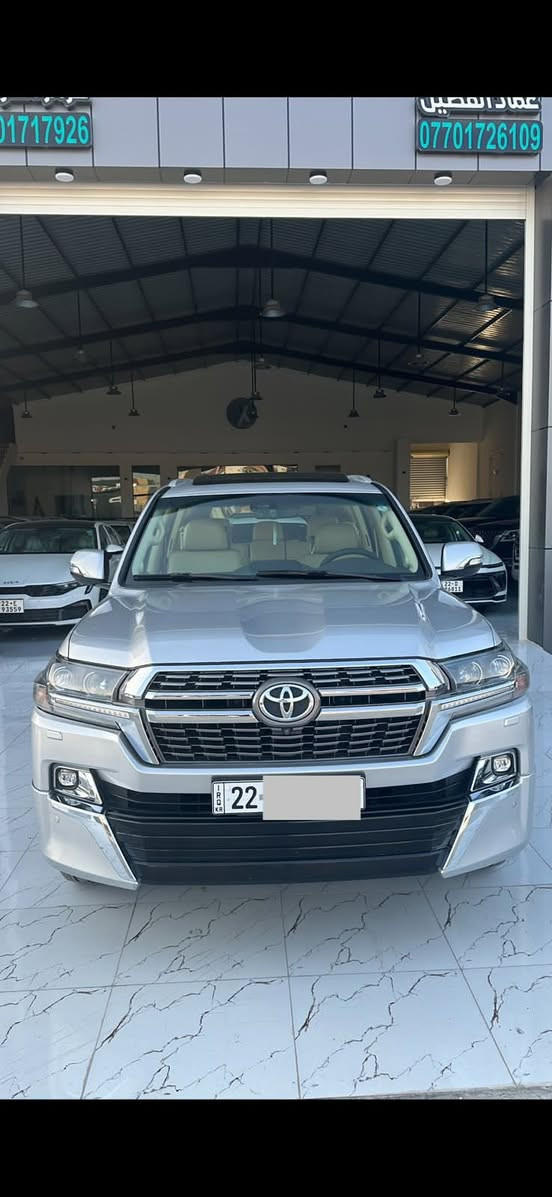 سلام عليكم 🫡 لاندكروز 2016 موصفات السيارة اعلى فئه VXSسيارة جكات وسونارهاا كدامك مثل ما موضح 
مكان السيارة الكاظميه 
لاستفسار ***********
السعر 490$
وبيهه مجال بسيط
