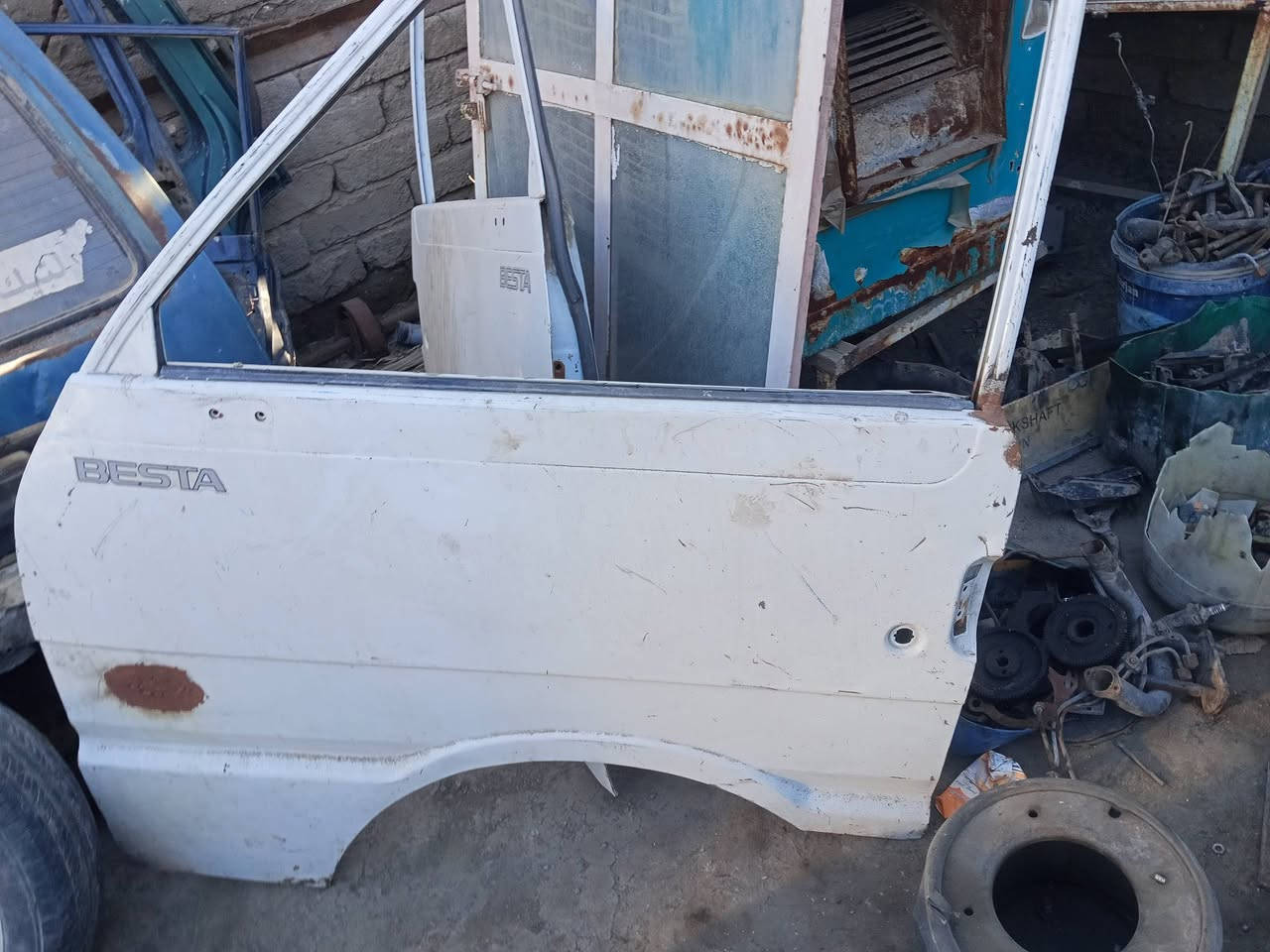 للبيع مال بسته واسيا وبريجو العنوان بابل كفل حي لصناعي ***********
