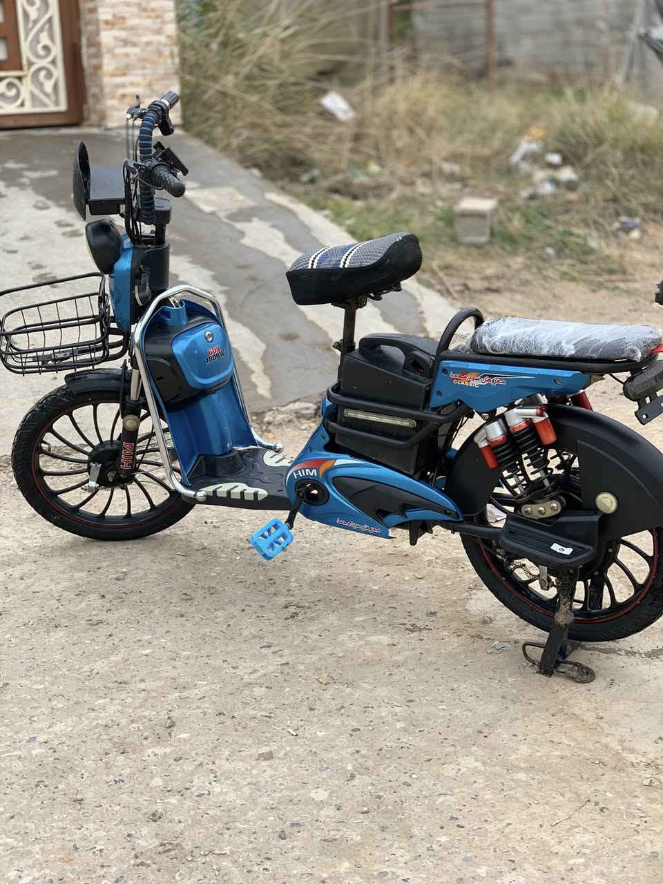 يا الله وعلى بركة الله
سلام عليكم دراجة شحن موديل ٢٤  امل درع بطاريات جدد شرط الفحص والضمان  ٢٠ يوم صارلي من شادهن مابيه اي نقص شاشه بلوتوث اشاير يمنه يسرا دبل اشاًرة امامي خلفي كله شغال مابيها اي نقص تايرات جدد كشر بلادي شخط ممشخوطه مثل ماموضحه بصورا 

مكاني ديالى بعقوبه السعر ٢٦٠ وبي مجال حك الجية خابرني موجود خاص ايضا واتساب ماسنجر ***********
