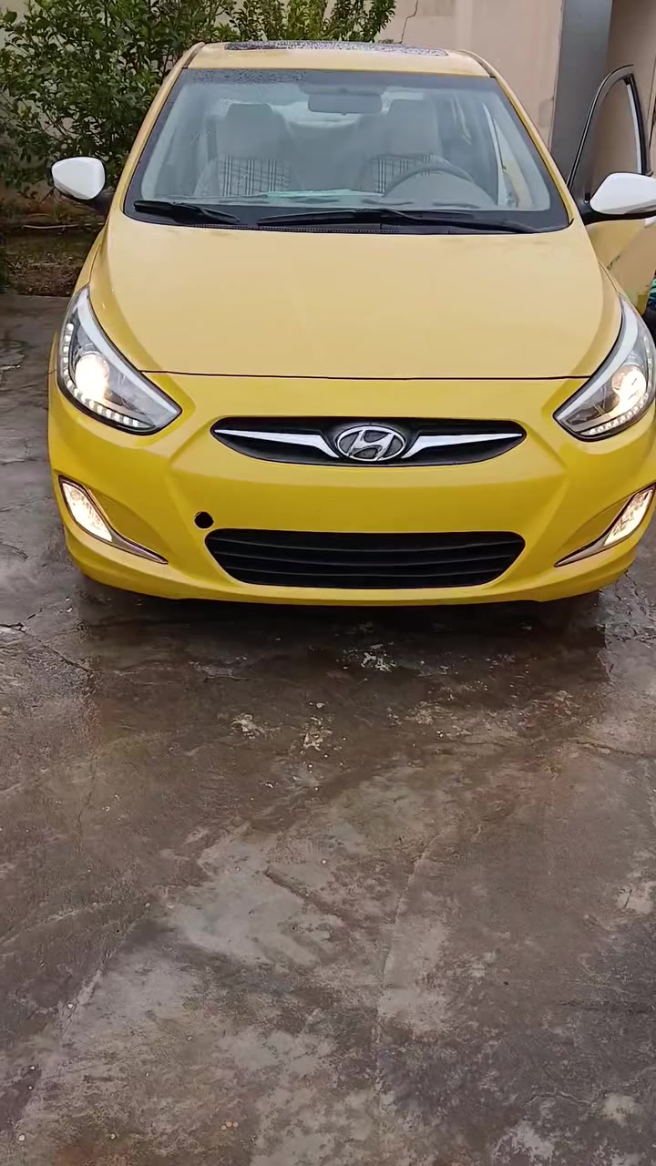 السلام عليكم اكسنت للبيع موديل ١٤ ماشية ٣٤ حقيقي علة وضع الشركة اسبيرهة منازل السيارة جديدة معنة الكلمة مامفتوح منهة برغي مامتواجد علة الفيس الشراي يخابر  ***********
