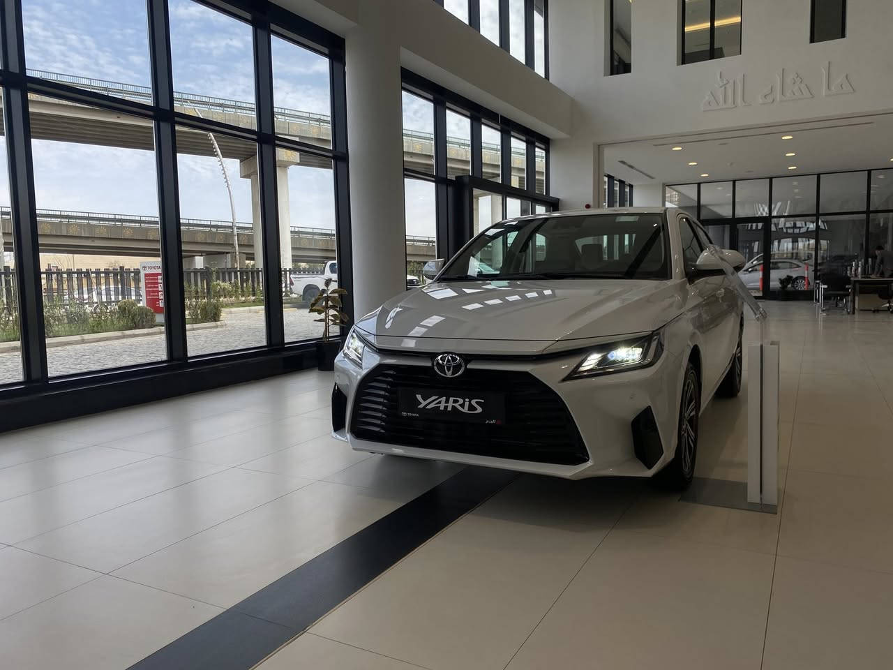 تويوتا يارس ٢٦ زيرو مماشيه للبيع
سيارة بناتية حلوة و صغيره اقتصادية 
محرك١.٥٠٠
اربعة سلندر 
كير cvt
حجم اطار 16
حجم خزان الوقود ٤٠ لتر

مواصفاتها
مقاعد قماش
تشغيل بصمة
كاميرا خلفية
هاند بريك كهربائي
نظام تثبيت سرعة
مثبت مسار 
حساسات خلفية امامي 
نظام سلامة تويوتا جيل ثالث
صيانة ٢ سنة
ضمان ٣ سنوات

للاستفسار عن السيارة أكثر الاتصال عبر الرقم التالي 
***********
