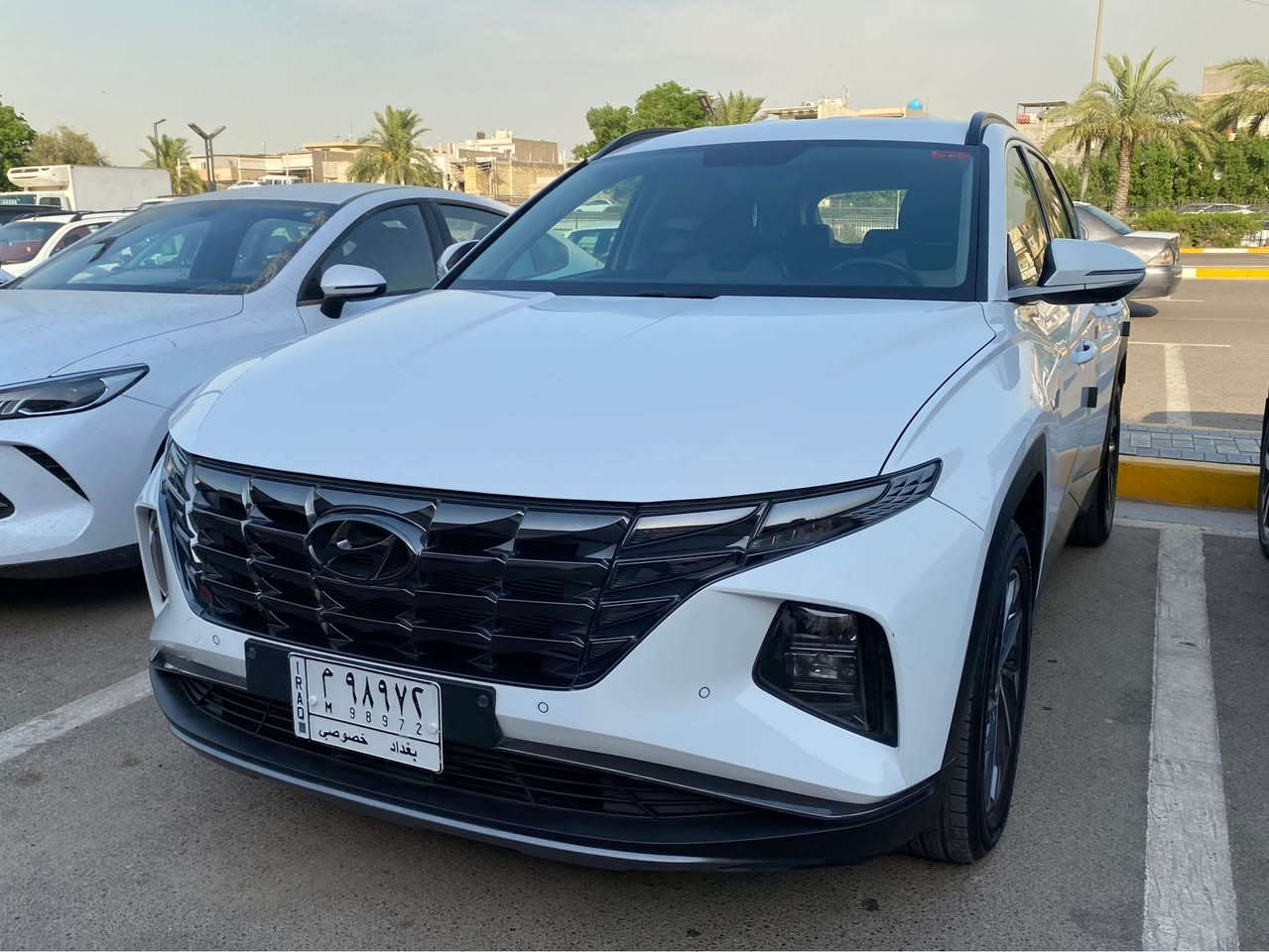 هيونداي توسان 2022
 
السلام عليكم 
توسان 2022 اللون ابيض وارد خليجي رقم بغداد محرك 2000

المواصفات
بصمه.. شاشه كاميرا 
تحكم ستيرن جهتين 
ثلاثه انظمه قياده 
مثبت سرعه
اشاير مري
شاحن و USP  
حساسات امامي خلفي
مانع انزلاق 
لد امامي
اوتو هولد
تبريد قطعتين
هاند بريك دكمه
دوشمة جلد اصلي وكالة
كراسي الامامية ثنينهم كهرباء 
بردات بلادي خلفي

السعر/19400
مكاني بغداد شهداء البياع او حي الاعلام 
للاستفسار سيف  /*********** بغداد, العراق
