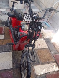 دراجة شحن • عاطلة • قرب مستشفى الطفل