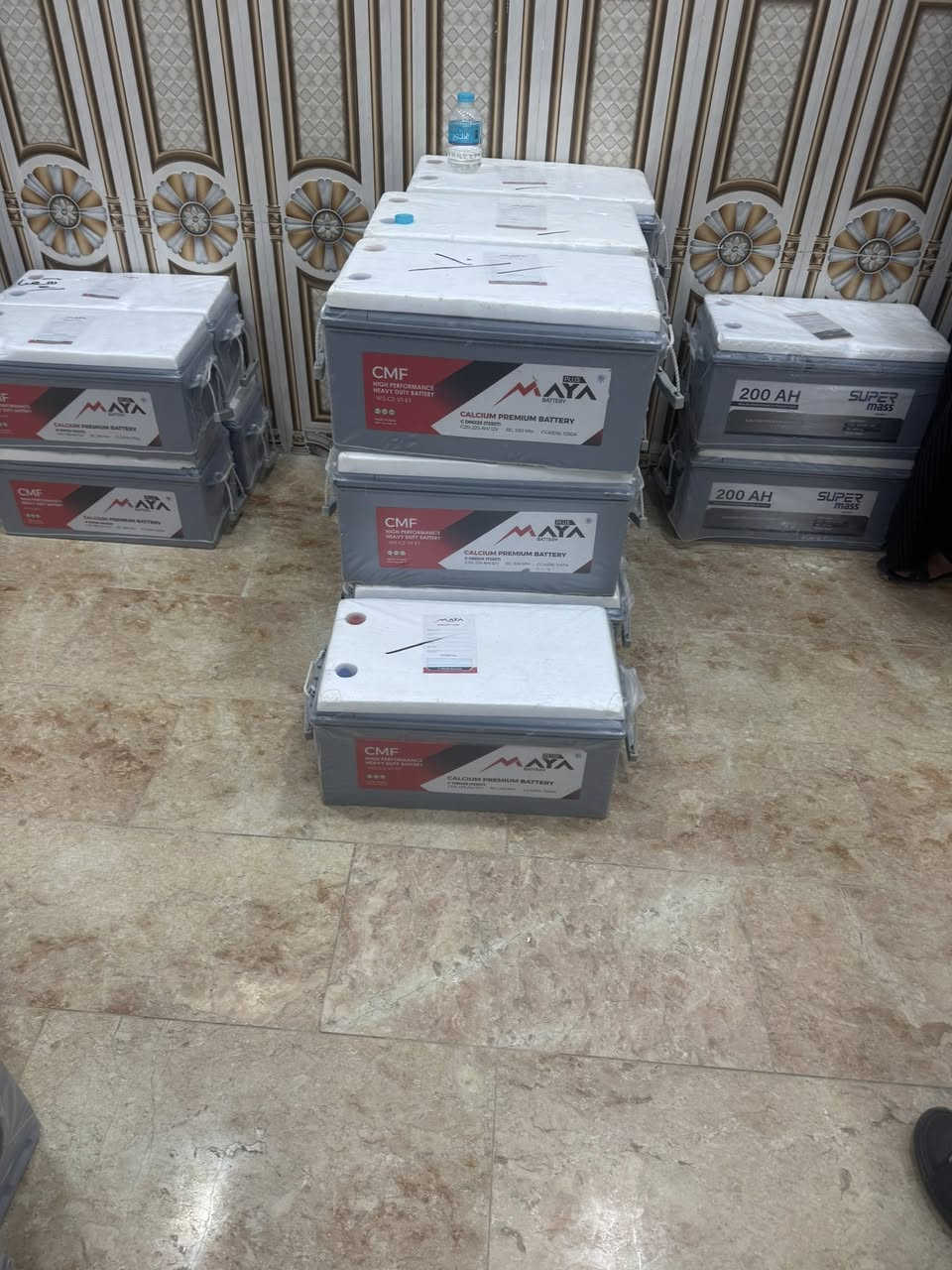 نود إعلام زبائننا الكرام بوصول بطاريات ضمان وامان واستبدال ضمان حقيقي لمده سنه استبدال  مع كرت ضمان وتاريخ الشراء ومحل البيع
بلاضافه إلى كافه الزيوت والفلاتر والشحوم والهيدروليك مستعدون لتجهيز كافه الدوائر الحكوميه والشركات الأهليه البيع جمله ومفرد 
العنوان باسم العتابي للزيوت والفلاتر  
النصر مقابل البريد مجاور داىره مرور النصر ***********
