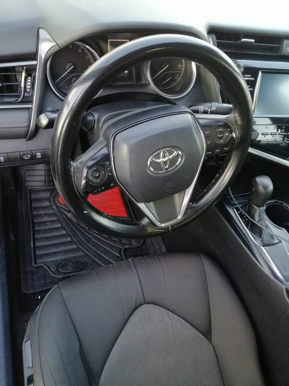 كامري ربع جاملوغ والباقي كلو بشرت تحويل وكاله تريد سعر ١٩٢ ورقه *********** دوميز فايده
