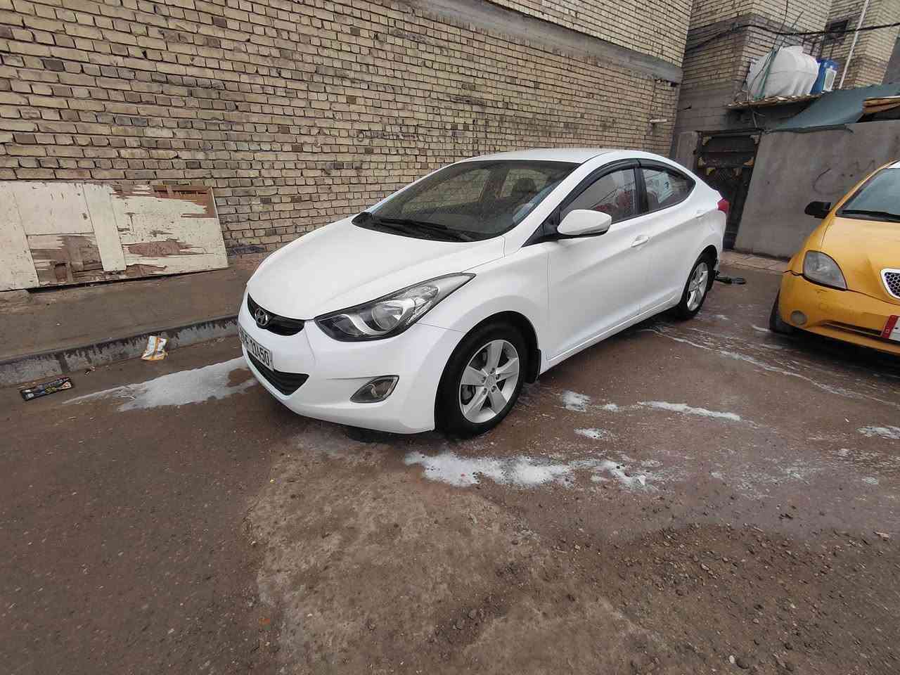 سلام عليكم عندي الانتره موديل 2013خليجي خليجي مكفوله كفاله رقم واسط دولي جاهزه من كلشي سياره  مكينه 1600دوش تخم تاير كير مكينه كله مكفول مكان السياره بغداد السعر  100وبيها مجال ***********
