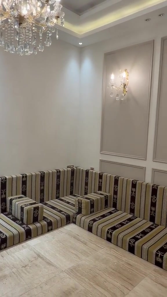 ديوان عربي جديد
قليل الاستعمال 
السعر 350


**إذا كنت صاحب هذا الإعلان وتريد حذفه لأي سبب، رجاءا أرسل رسالة إلى الدعم الفني**
