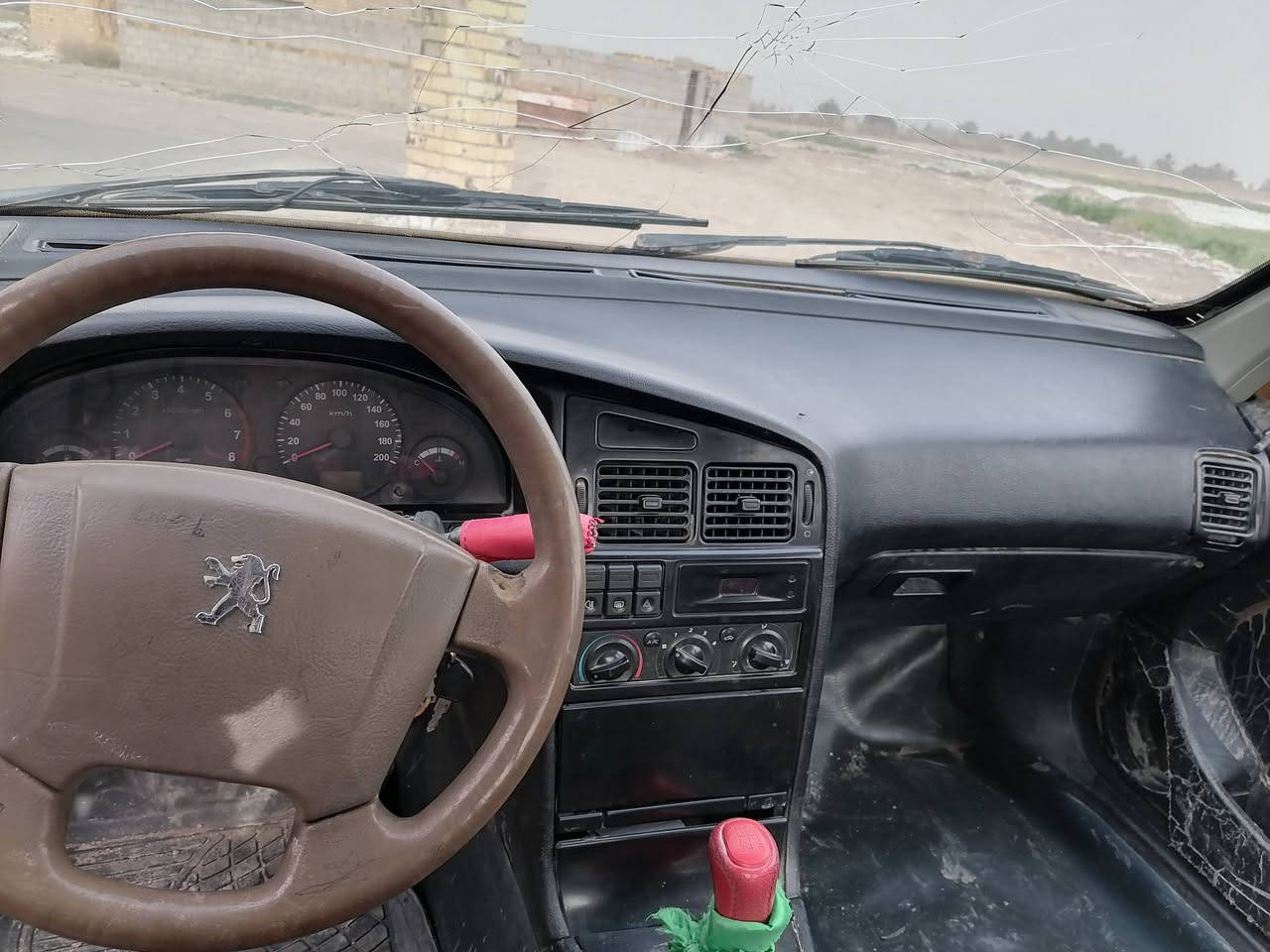 السلام عليكم
بيجو 2010 كير و اكسن ومكينه جدد مطلوبه بس هيىه السعر 15وبيه مجال
*********** مكان ديوانيه الحمزه الشرقي
