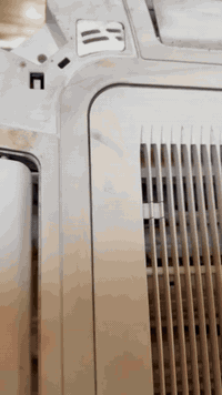 سلام عليكم منظومه vrf تبريد متكونه من قطعتين خارجيه و 12 قطعه داخليه شركة الحافظ نظيفات استخدام سنه واحده فقط  بسعر مناسب مكان الغراض الناصريه قضاء الشطره ***********
