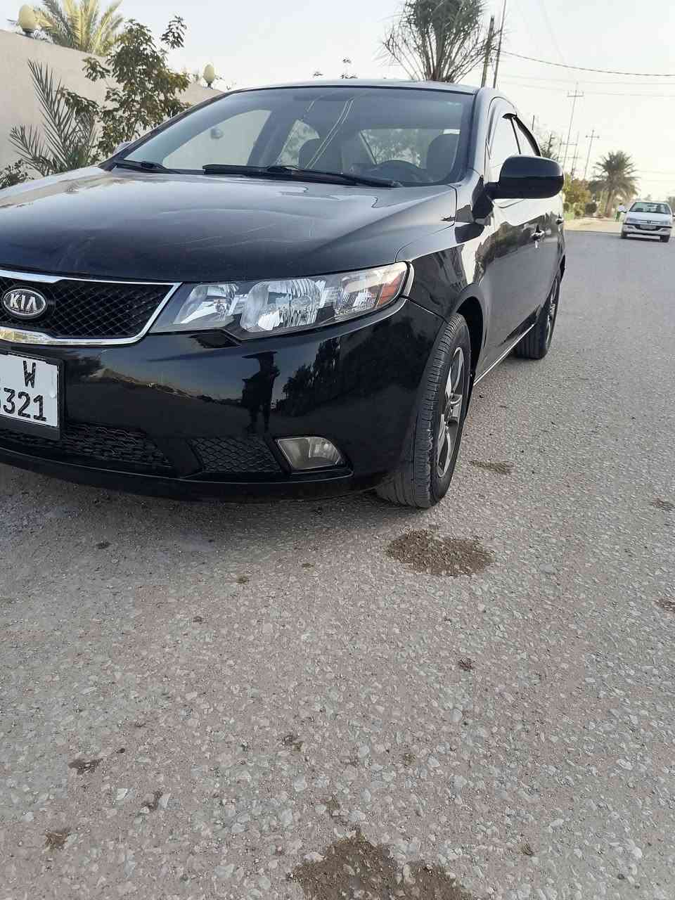 السلام عليكم سيراتو موديل ٢٠١٢ خليجي محرك ١٦٠٠ بغداد انكليزي باسمي جاهزه من كلشي بيه قطعتين صبغ اثر شخوط والباقي مكفول السعر ٨٨ وبيه مجال العنوان بابل المحاويل ***********
