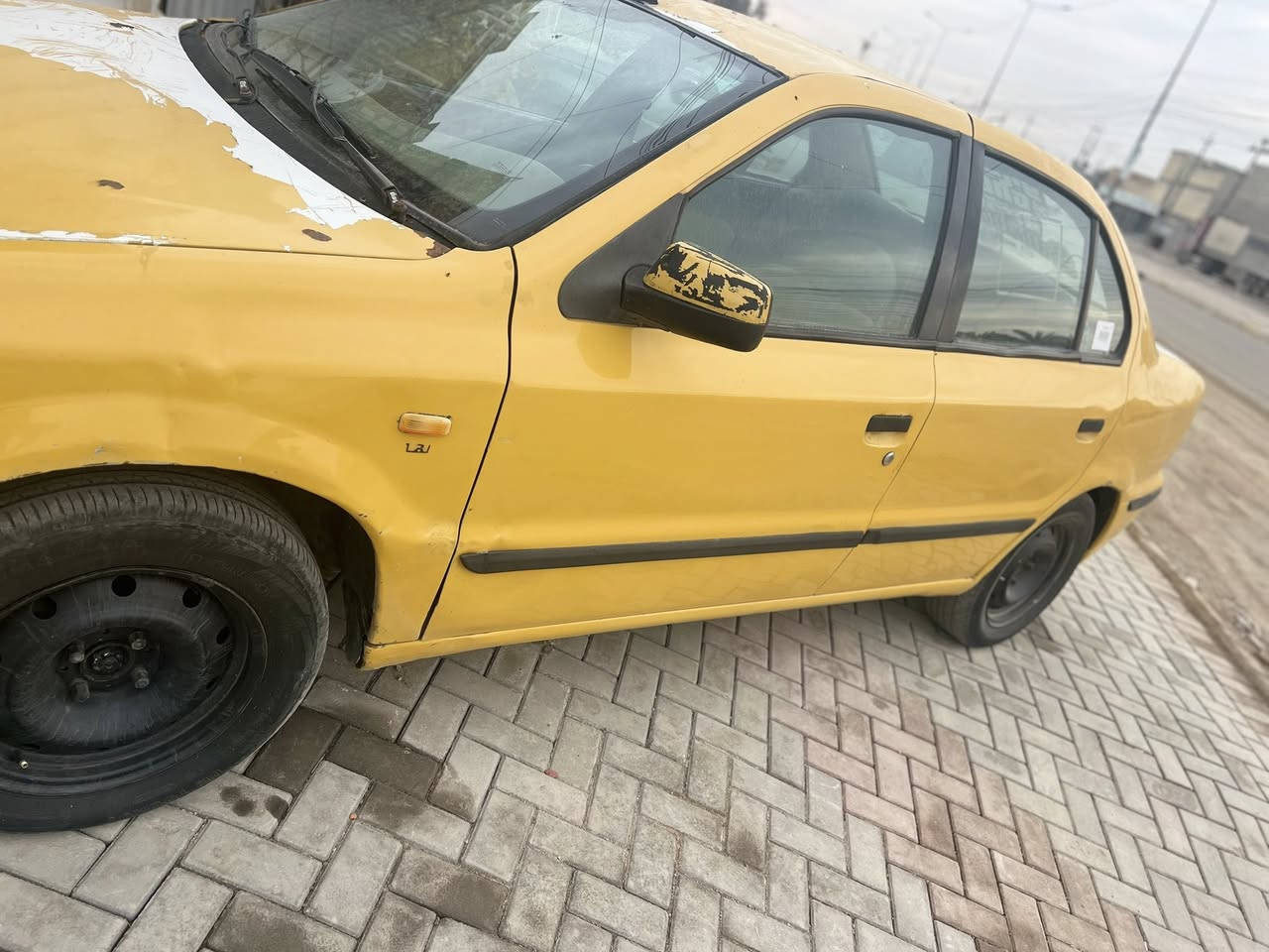 للبيع موديل12 مكينة فرنسي صدر جديد فقط البنيد مبدل وطاير على القمارة ومابيها اي ضربة قوية سيارة جاهزة  المكان بغداد الرقم ***********
