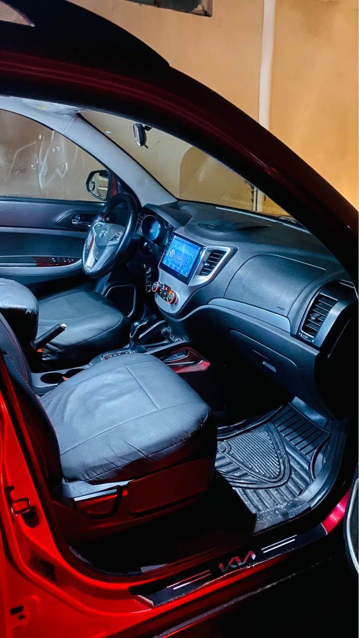 بۆ فرۆشتنێ: شانجان CS35 مۆدێل ٢٠١٤
• جۆرێ ترومبێلێ: شانجان CS35
• مۆدێل: ٢٠١٤
• ڕەقەم: دهۆک
• ڕەنگ: ماروني
• ڕەوشا ترومبێلێ: گەلەک یا پاقژە، بێ مەسرەفە و چو کێماسیێن تەکنیکی نینن.
• مەکینە و گێڕ: ب شەرت و گەلەک د ڕێکن.
• ناڤەوە: زۆر پاقژە و وەک نوویە,سلايده, هه ر جار جام كهرباي .
• تێبینی: ترومبێلەکا توند و ب هێزە و بۆ بکارئینانێ گەلەک یا باشە.
نرخ ٨٠ وه ره قه و مه جال 
خرامه ٢٤٠ هزار
بۆ زانیاریێن پتر و زانینا نرخی پەیوەندیێ ب ڤێ ژمارێ بکەن:
(***********) دهوك, العراق
