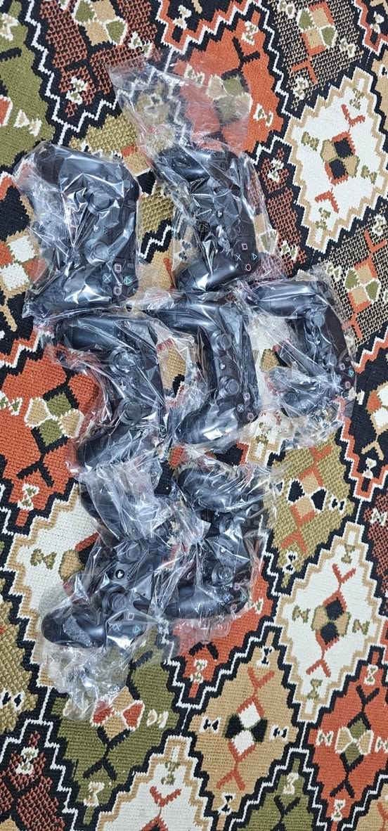 يدات بلي 5 و4. للبيع.


**إذا كنت صاحب هذا الإعلان وتريد حذفه لأي سبب، رجاءا أرسل رسالة إلى الدعم الفني**