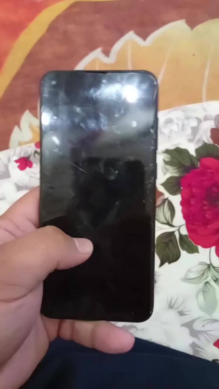 سلام عليكم
شباب عدي هاذه الهاز اريد ابيعه 
ماعرف شنو اسمه وكدامك الصور 
شغال لاكن بس فطور بل شاشه 
والكامره متشتغل 
اليفيده خلي يطيني سعر  وبل عافيه عليه 
شغال كلش سيمكارت برامج كله شغال


**إذا كنت صاحب هذا الإعلان وتريد حذفه لأي سبب، رجاءا أرسل رسالة إلى الدعم الفني**