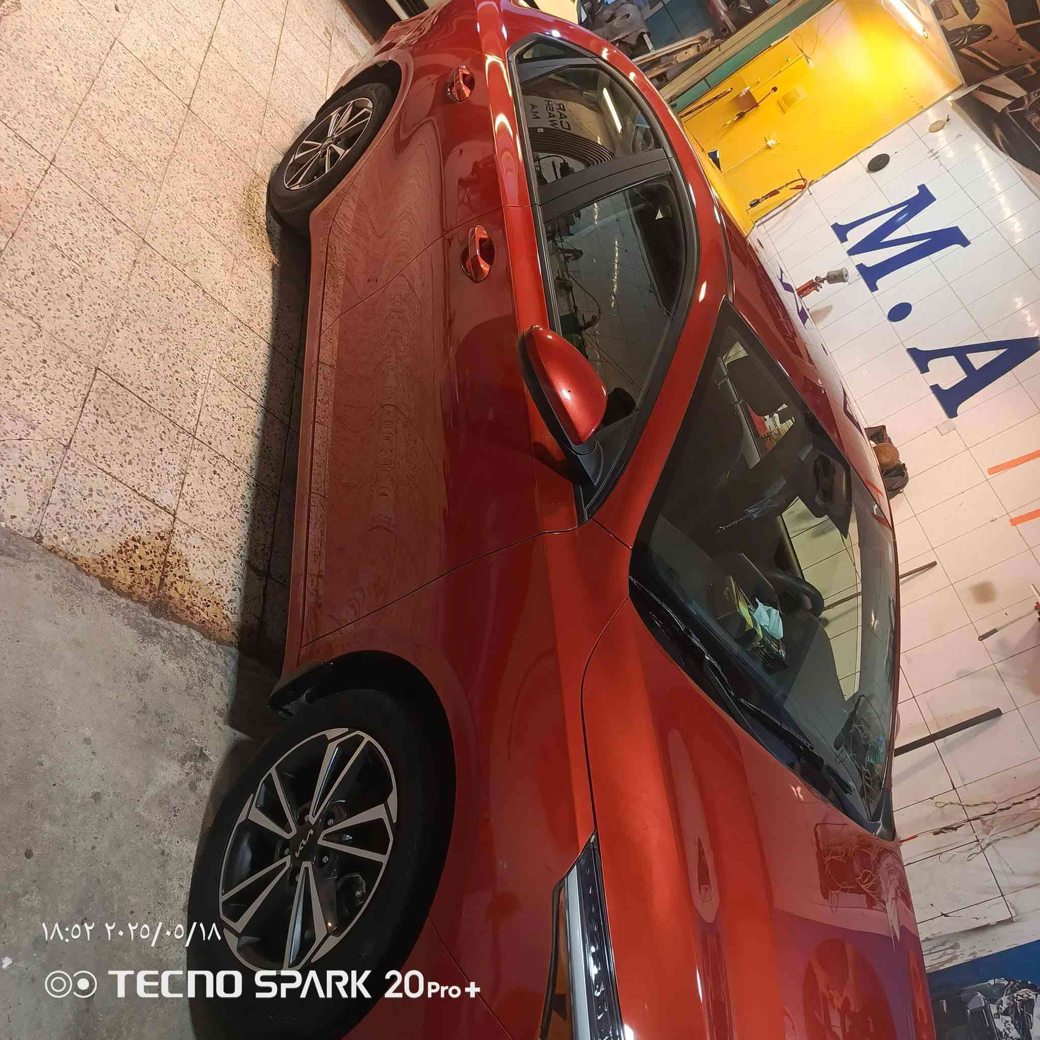 السلام عليكم
فورتي موديل ٢٠٢٣
لون مشمشي محرك ٢٠٠٠ وارد امريكي رقم بغداد وبأسمي ماشيه ٣١ سياره نظيفه جدا مناقصها شي حادثها خلفي وبيها بارد بلبنيد وصور الحادث مرفق مع المنشور  مكاني بغداد الحريه الاتصال على الرقم *********** السعر 158
