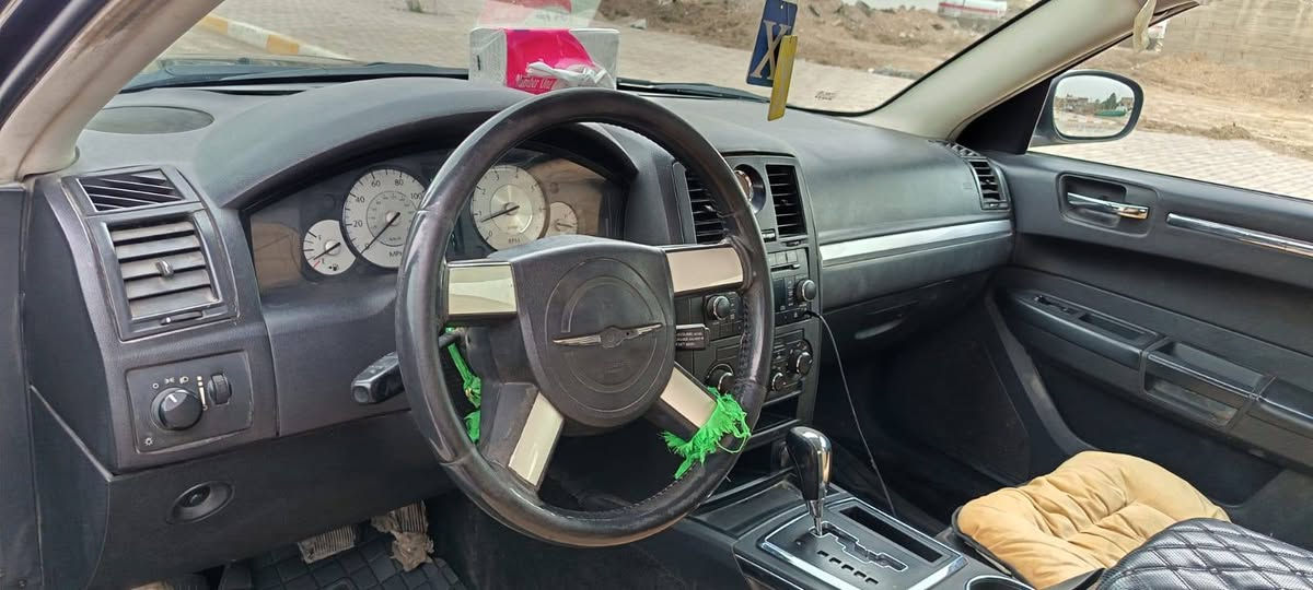 السلام عليكم للبيع فقط اوباما 2010 كندي السيارة كير مكينه حداديه تبريد كله جديد بدون نقص رقم أربيل دولي بسمي هزه الشهر ال8 بعدها جديده ضررها جانبي وبسيط بجم كبس للاستفسار ***********.... ***********
