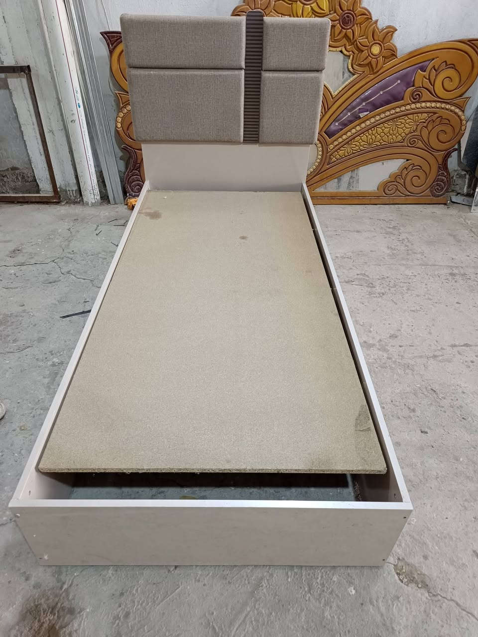 جرابي عدد ٢ سعر مناسب
. ***********
