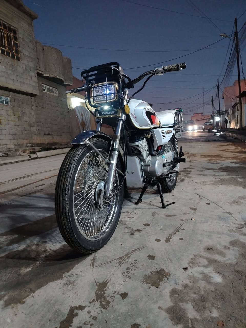 السلام عليكم شباب ماطور تايكر موديلو 2021مكاني موصل حي المامون السعر 500وبي مجال الطيبين وهاذا رقمي ***********
