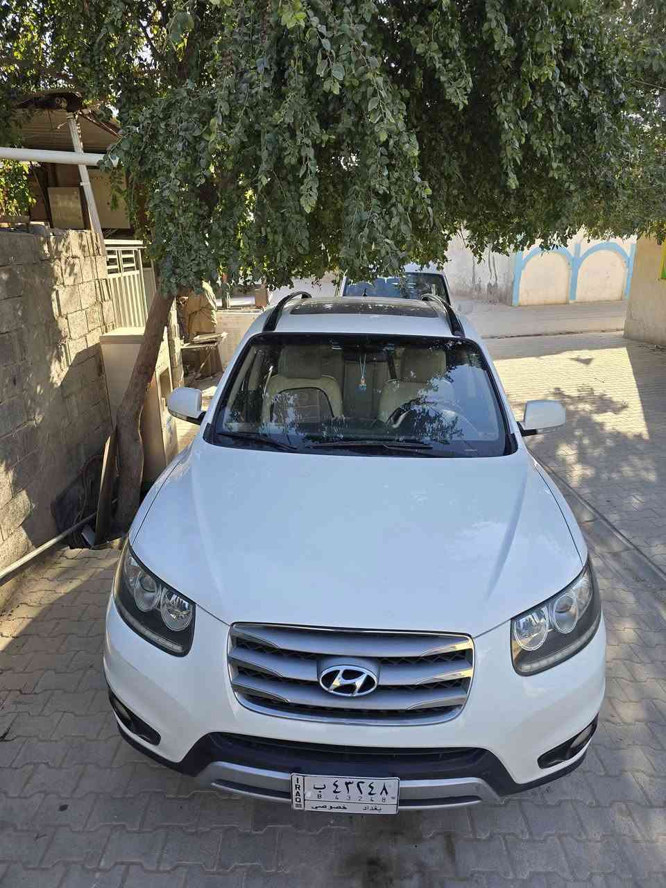 سنتافيا 2012 خليجي
فول بصمه 
6 سلندر
محرك 3500
7 راكب
3 قطع تبريد
رقم بغداد الماني 
مكان السياره بالنجف 
مالك السياره بالنجف
سياره كفاله عامه من كل شي...  تخم تاير جديد..
رقم ***********
