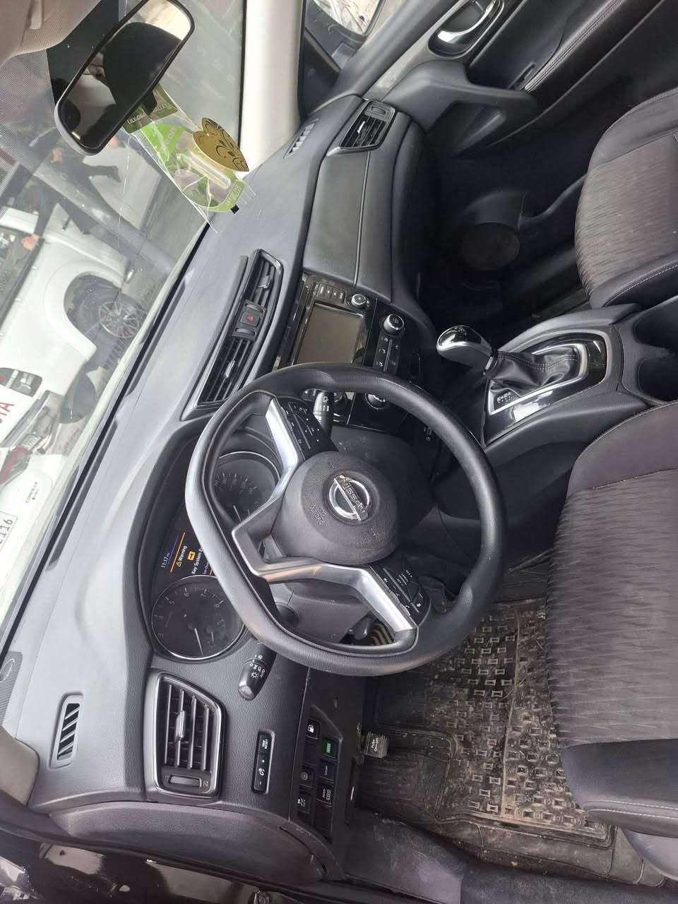نیسان روج2019 Sv
82 مایڵ ڕۆشتووە
دەبڵ ئەکسل
بەشەرتی گێڕ و مەکینە و تحویل و غرامە
کامل سێرڤسی بۆکراوە
4 تایەی تازەی بۆ بەستراوە
سەنەوی و ڕەقەمی نوێیە
هیچ کێشەیەکی تیا نیه
4 پارچە بۆیاخ

133 وەرەقە و مجال 

***********

