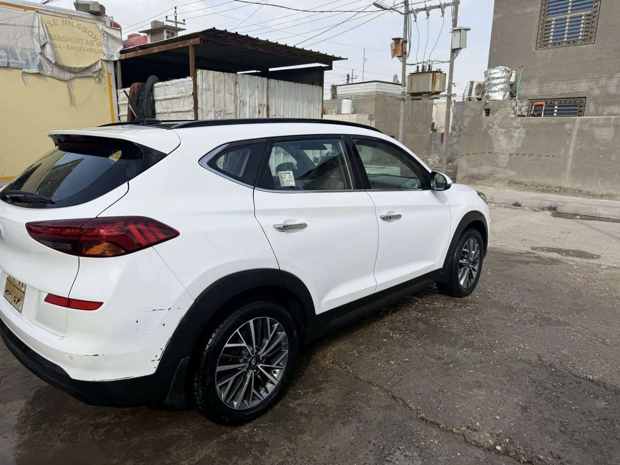 توسان ٢٠١٩ خليجي فول مواصفات كفالة عامة بنوراما ما عدا بارد بالجاملغ الأمامي الأيمن 
رقم أربيل منتهيه السنوية بأسم شركة 
السيارة ع وضع الشركة كلشي ما مبدل بيها 
للاتصال او استفسار ع الرقم ***********
