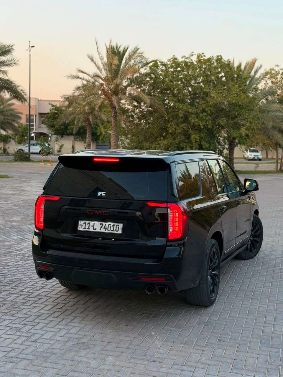 دنالي خليجي وكاله المنصور 
موديل٢٠٢٢
رقم بغداد ب اسمي 
السيارة كفاله كير ومكينه وبيها  بارد بسيط بلجاملغات الاماميه 
ماشيه٨١ ميل 
مواصفات الدنالي المعروفه 
فول واحد على واحد 
محرك ٦٢٠٠ كير ١٠ نمر 
رقم بغداد 
مواصفات vip 
رادار جانبي خلفي امامي
نقطة عمياء
تحديد مسار
كشنات vip منفصل
مانع تصادم امامي
رادار مانع تصادم خلفي 
خمس كامرات ٣٦٠ 
خمس بصمات
كشنات كهرباء وخزن  تدفئه تبريد 
كشن اهتزاز تحذير عن التصادم
كشنات الخلفية كهرباء 
لون الكشنات ابيض ملكي 
ثلاجة 
جنطة كهرباء
شاشات خلفية 
تدفئه ستيرن
بانوراما
كيجات شاشه الكتروني
دوسات كهرباء
فور ويل
اربع انضمه قيادة
جكات 
ويل 22
كفالة حدادية
وباقي مواصفات الدينالي المعروفه
السيارة عليها ادامة كامله وجاهزه ع اخر حبه 
465$ 
مكان السيارة كربلاء المقدسه 
للاستفسار 
*********** كربلاء, العراق
