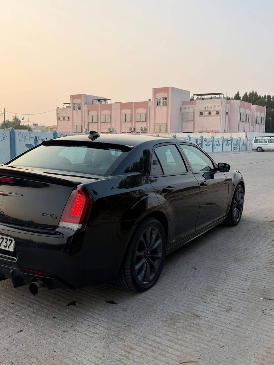 سلام عليكم
اوباما S300 موديل 21  

V8 5700
فول مواصفات ما عدا الفتحة ورادار (بردة ، كشنات تدفئة تبريد ، وباقي مواصفات الS
ماشية 70 ميل جاية ماشية ٥٠
بيها ٤ قطع سطحية كبالكم الحادث شي بسيط
عليها هواي اضافات
*هدرز شورت
*داون بايب
*برمجة سيفتي 
*عين شيطان
*بنيد ابو الفتحات (بنيدها الاصلي موجود)
*ويل srt 
*قبل كم يوم سويت الادامة وضفت الهدرز
*حتى شباج مبدلة srt والابلادي موجود
السعر ٢٤٠
مكاني نجف
***********
