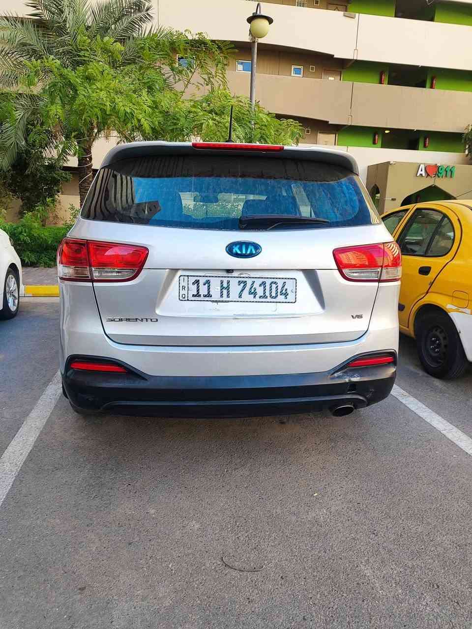 السلام عليكم ورحمة الله وبركاتة كيا سورنتو
موديل 2017 السيارة نضيفة ومال جناي وارد امريكي الحادث جدا بسيط بارد في الجاملغ الخلفي وهنا صبغ باب عكس السايق فقط والسونار موجود صدر امامي خلفي جديد تايرات جدد محرك كير شواصي لغود كفالة المحرك 3500 ستة سلندر جي دي اي تبريد وتدفئة شغالات سبعة راكب ثلاث انضمة قيادة تحكم ستيرن نضام تزحلق شاشة صغيرة السيارة مابية جراد افحص وين ما تريد السعر 187 وبية مجال بسيط للاستفسار *********** مكاني بغداد مجمع بسماية السكني

