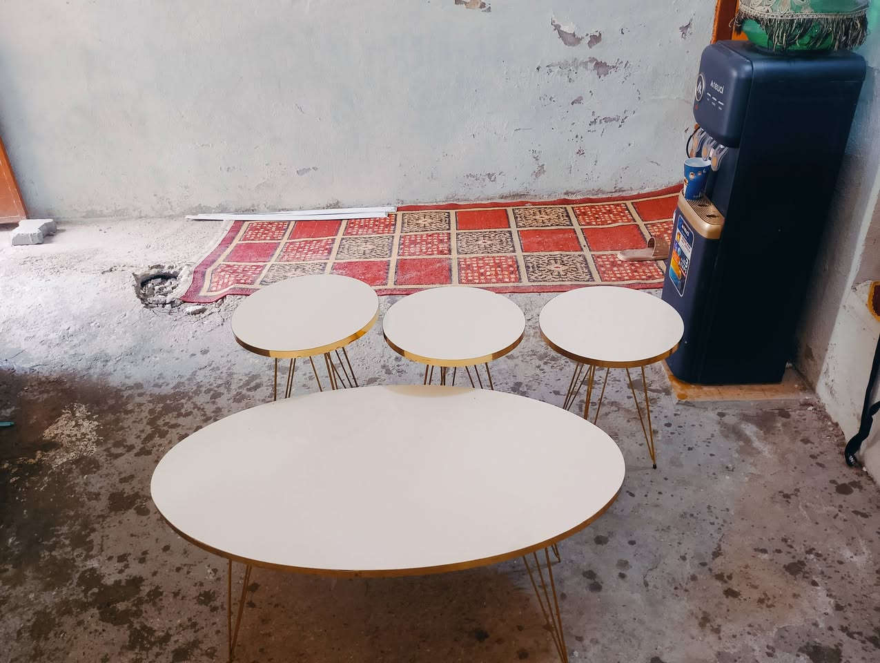 للبيع كلمن وسعرة مكينة شغالة عل فحص تخم طبلات نضيف مبرة صغيرة شغالة عنواني عسكري
***********
