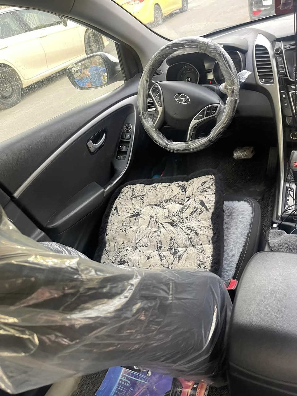 سلام عليكم 
النترا جيتي 2017 
سيارة نظيفة جدا 
تبريد ❄️ ثلج 
كير محرك كفاله عامه 
كامله من كلشي 
السعر : 115
بغداد 
***********
