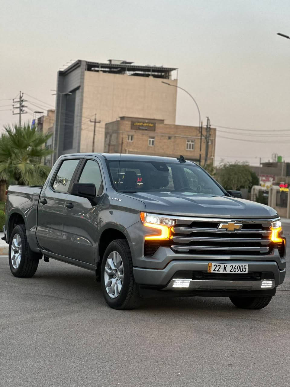 سلفرادو 2023 للبيع 
محرك 2700 تيربو 4 سلندر اقتصادي 
باب طويل بدي قصير المرغوب 
بجم تاهو 
حادثها فقط جاملغ بدون دواخل 
يعني قطعه وحده صبغ 
السيارة جديده ونظيفه وعليها ادامه مستمرة 
رقم اربيل تريد وكاله تريد تحويل 
مكانها بالنجف 
تم تنزيل السعر بسبب ضرف 
السيارة معروضة ب ٢٧٥ بيع مستعجل 
اي استفسار الاتصال على الرقم أو واتساب 
*********** 
مكلف بالنشر
